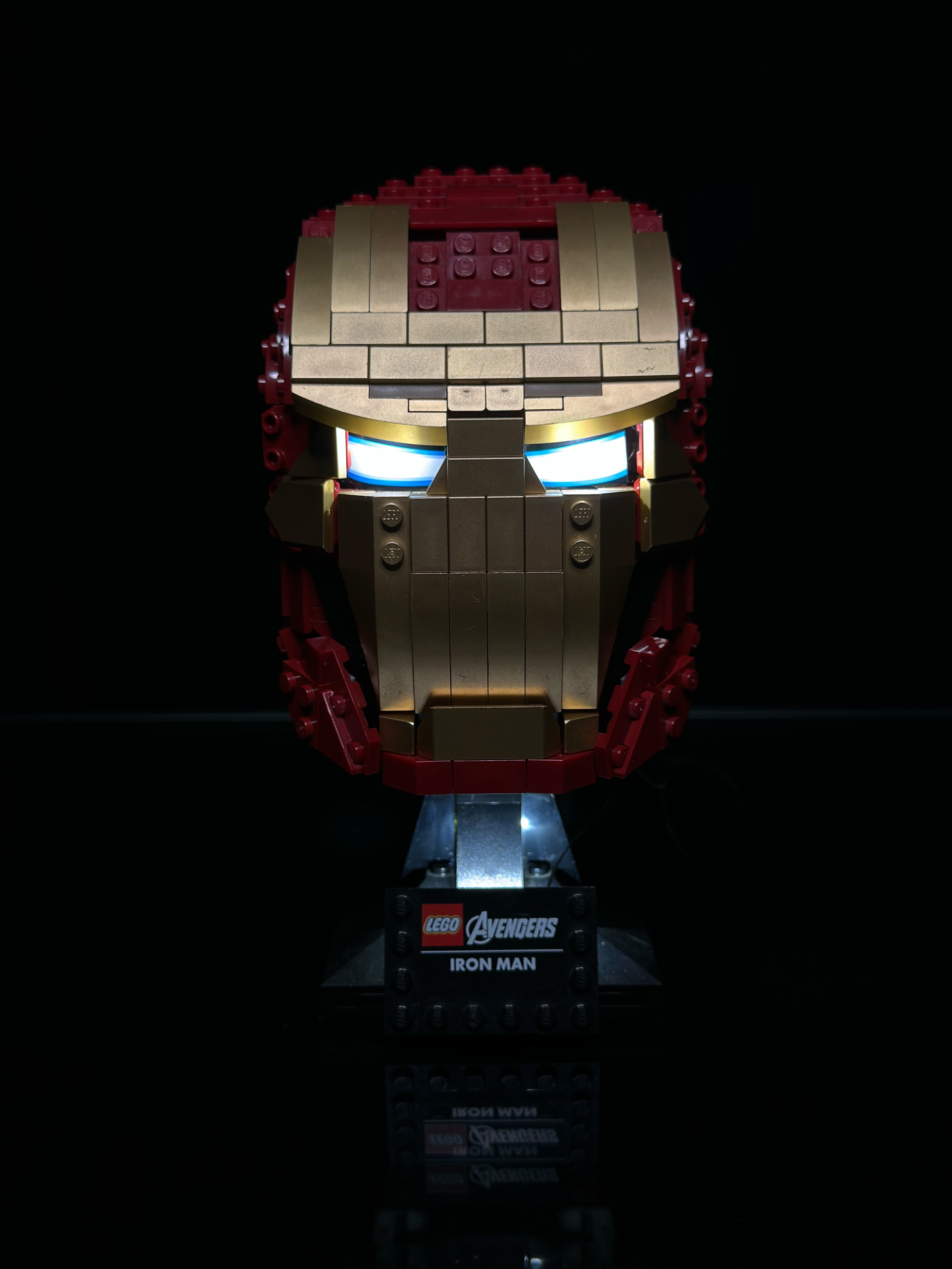 Lego marvel iron man helmet 2024 76165