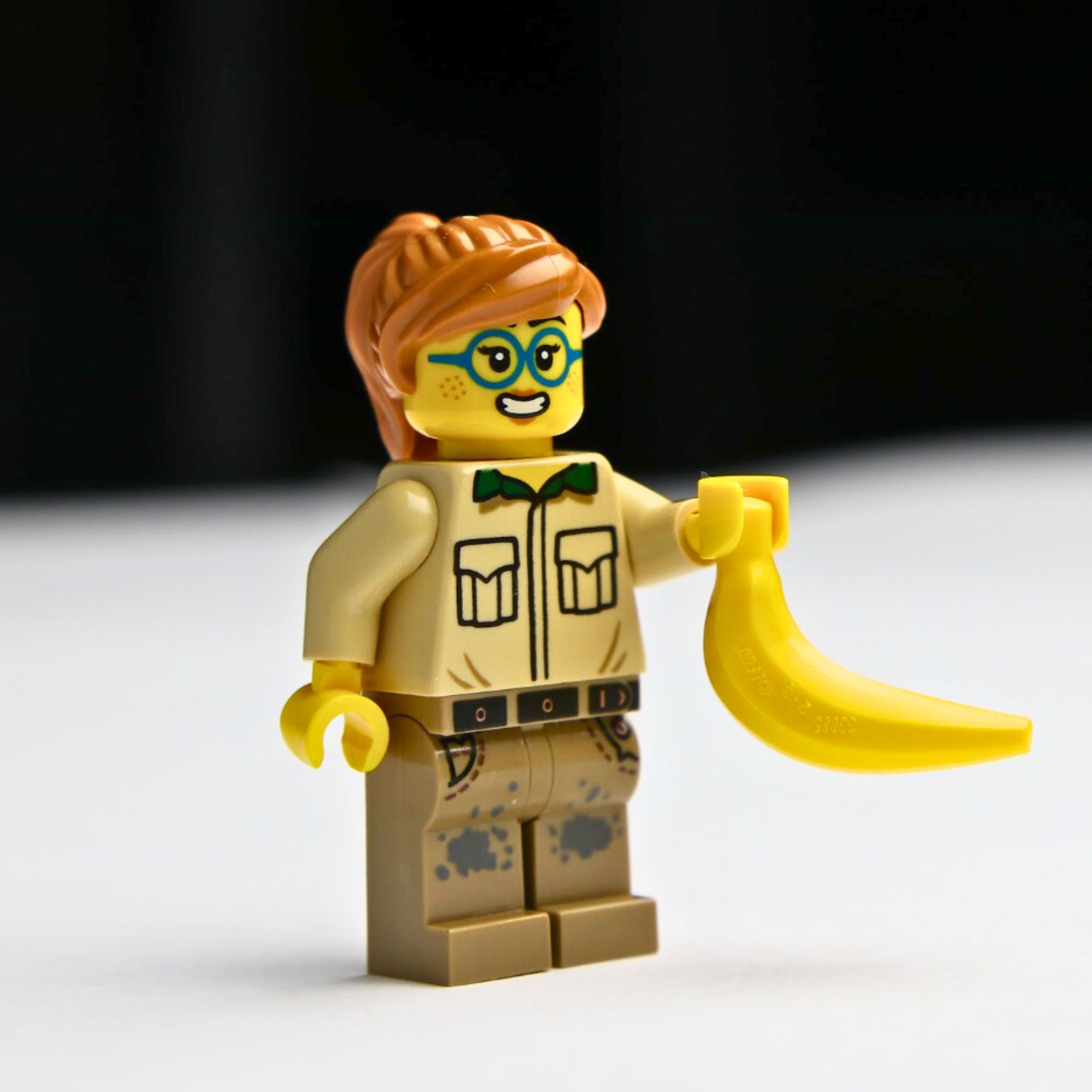 Zookeeper Zoe - 100% LEGO Custom Built Minifigure