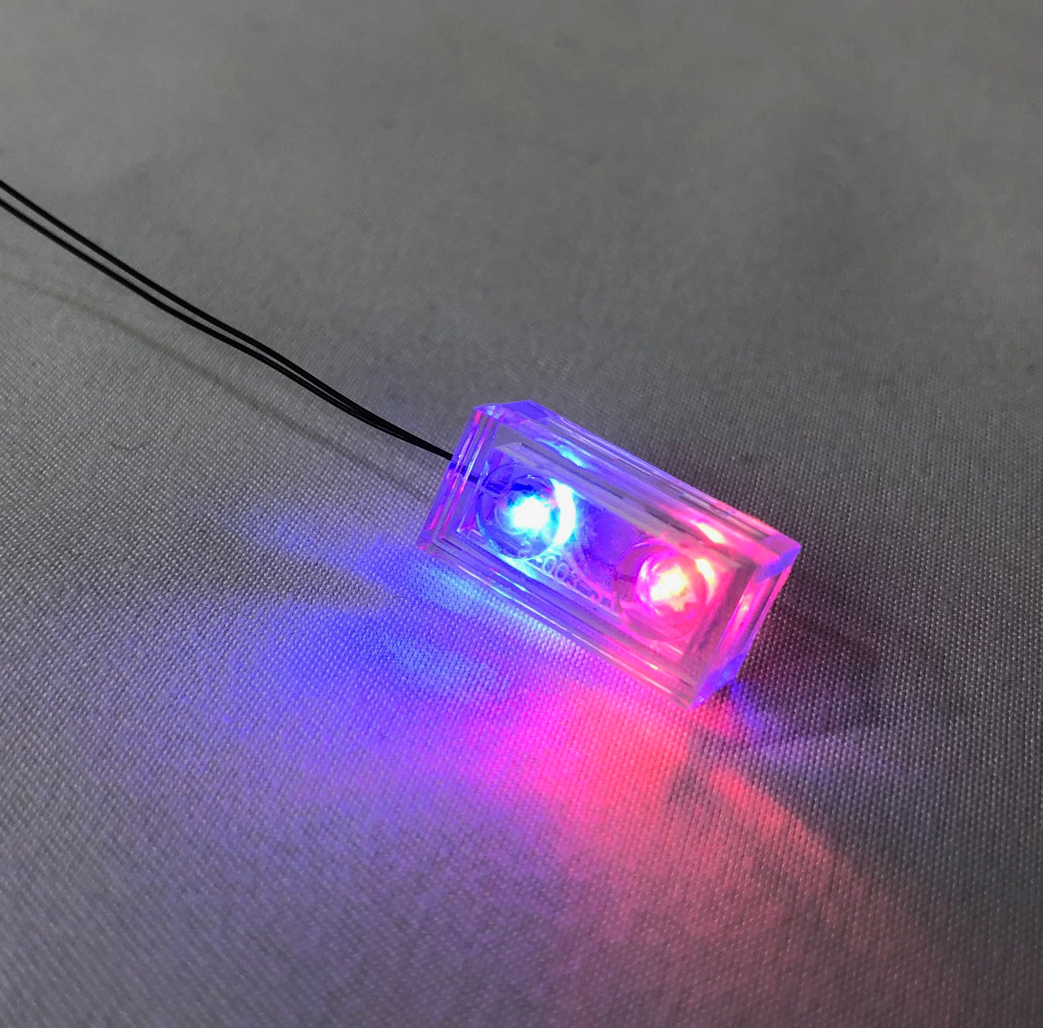 1 x 2 LED Plate LIGHT LINX Create Your Own LED String works with LEGO bricks by Brick Loot