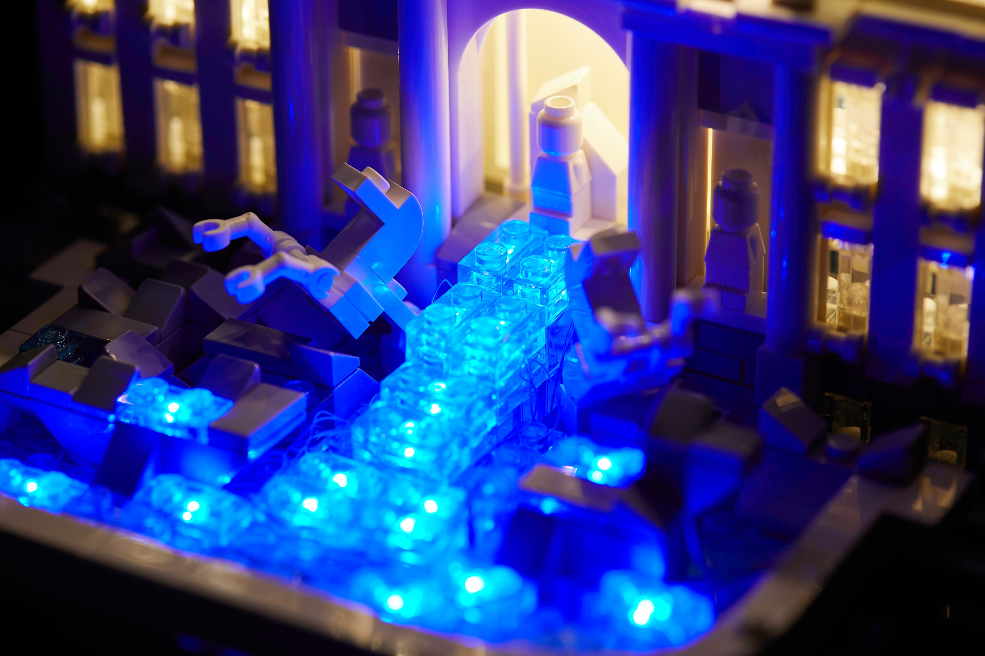 Lego trevi fountain online original price