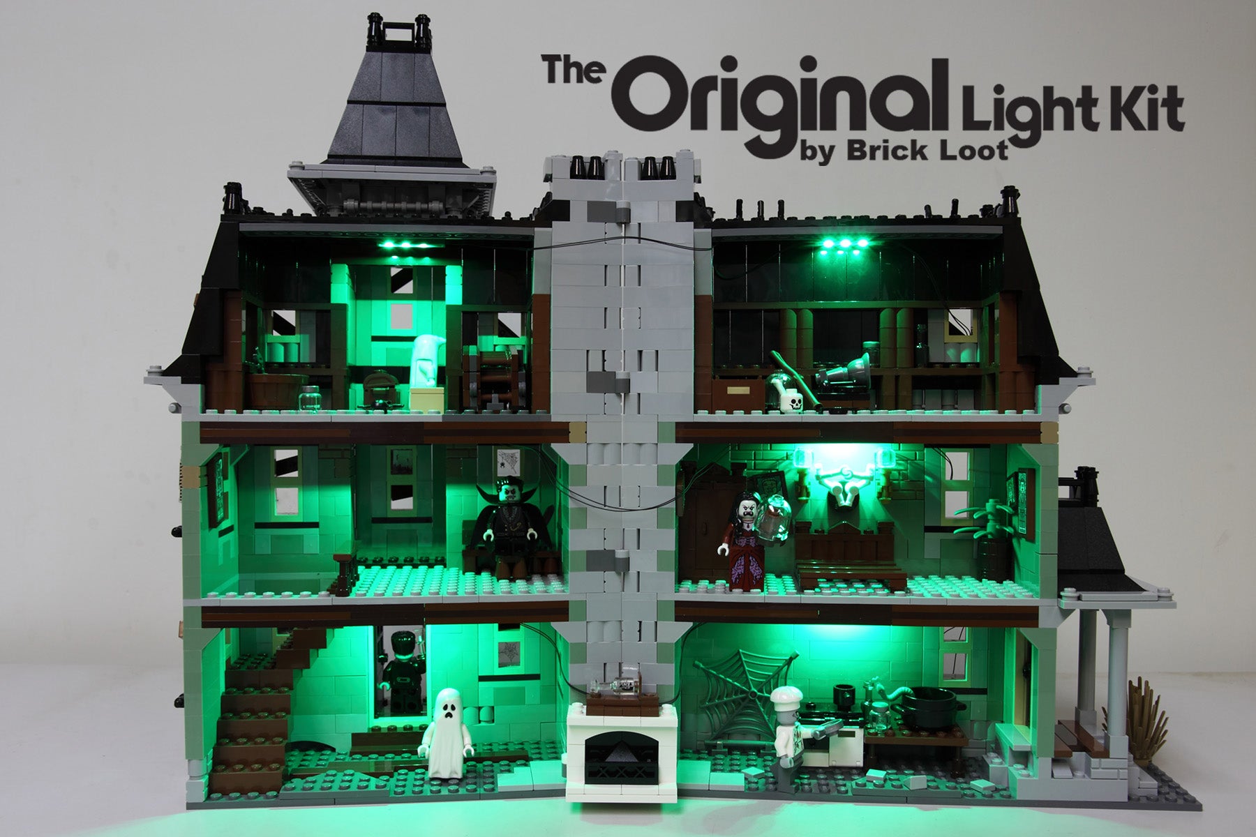 Lego haunted hot sale house 10228